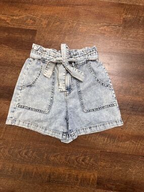 Banana Republic Paperbag Waist Denim Shorts 26/2 Light Wash Tie Belt High Rise